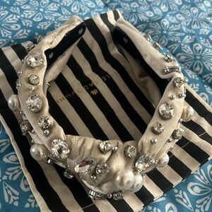 Lele Sadoughi velvet with oversized pearls and crystal.